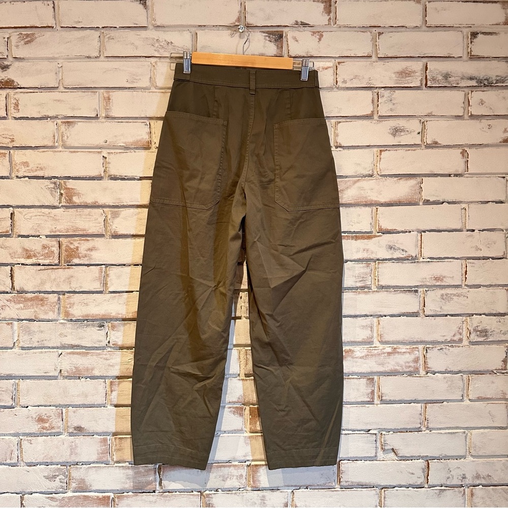 Everlane The Barrel Pant Olive Green - Picture 6 of 9